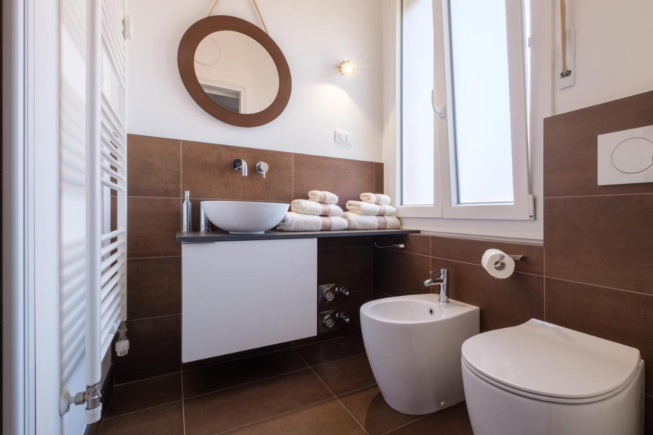Fabula Rooms 3 Suites With Private Bathroom Bologna Exterior foto